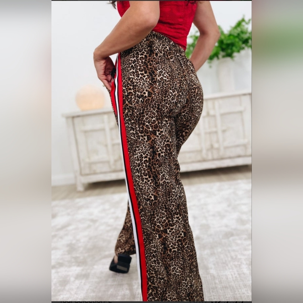 Boutique Leopard Print Wide Leg Pants with Red Accent, NWT - Picture 10 of 10
